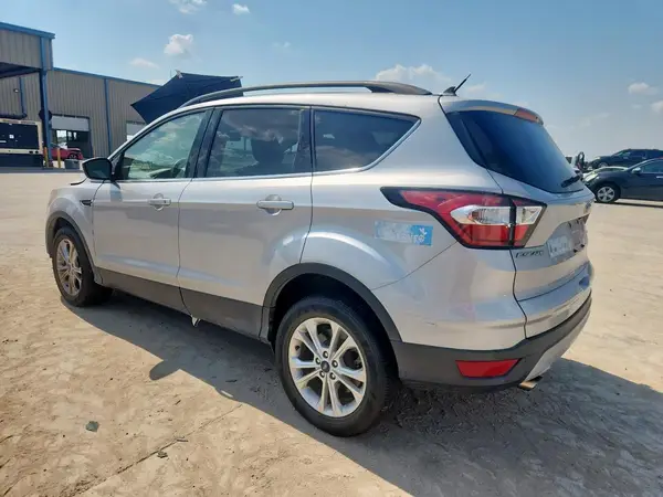 1FMCU0GD2JUD38967 2018 FORD ESCAPE - Image 2