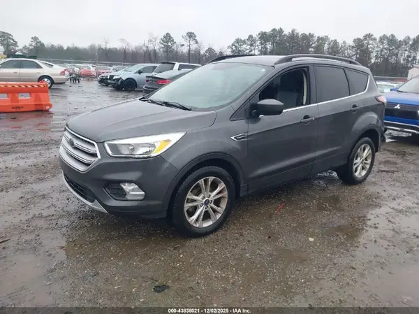 1FMCU0GD2JUD48351 2018 FORD ESCAPE - Image 2