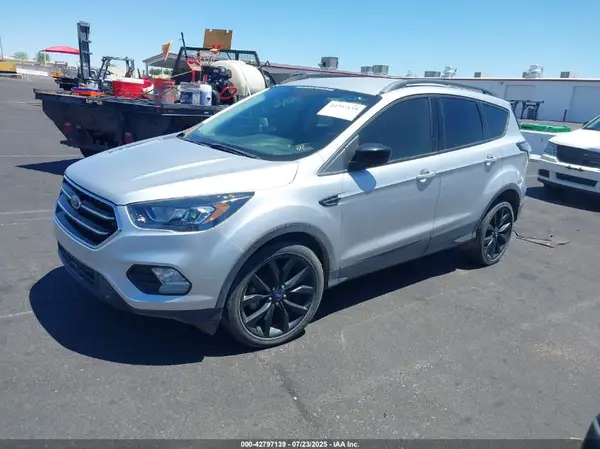 1FMCU0GD2JUD51511 2018 FORD ESCAPE - Image 2