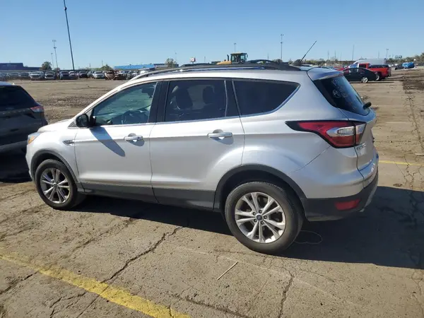 1FMCU0GD2JUD56935 2018 FORD ESCAPE - Image 2
