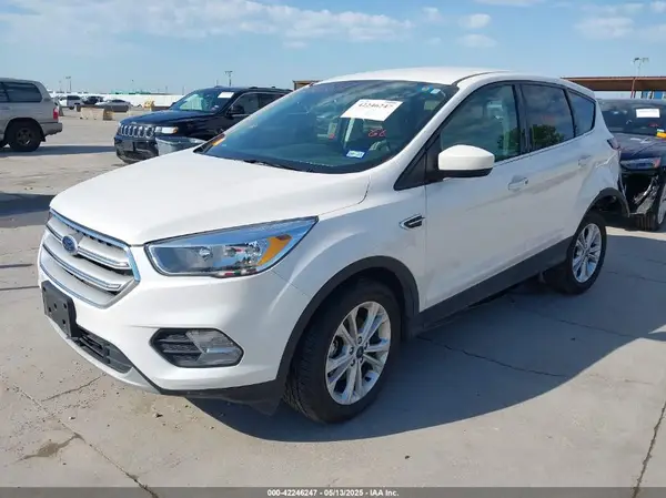 1FMCU0GD2KUA04603 2019 FORD ESCAPE - Image 2