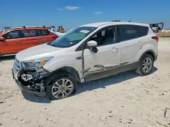 1FMCU0GD2KUA04634 2019 FORD ESCAPE
