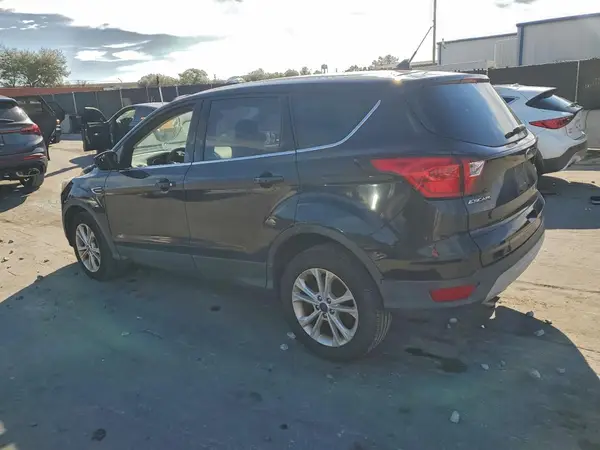 1FMCU0GD2KUA06982 2019 FORD ESCAPE - Image 2