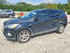 1FMCU0GD2KUA17500 2019 FORD ESCAPE