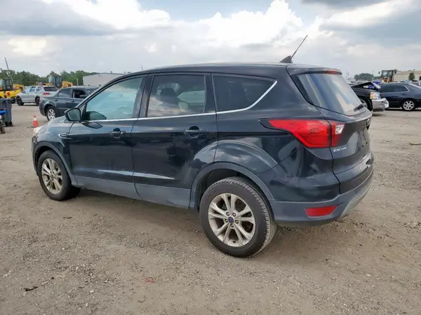 1FMCU0GD2KUA17710 2019 FORD ESCAPE - Image 2