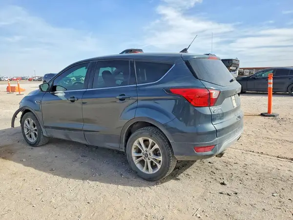 1FMCU0GD2KUA41022 2019 FORD ESCAPE - Image 2