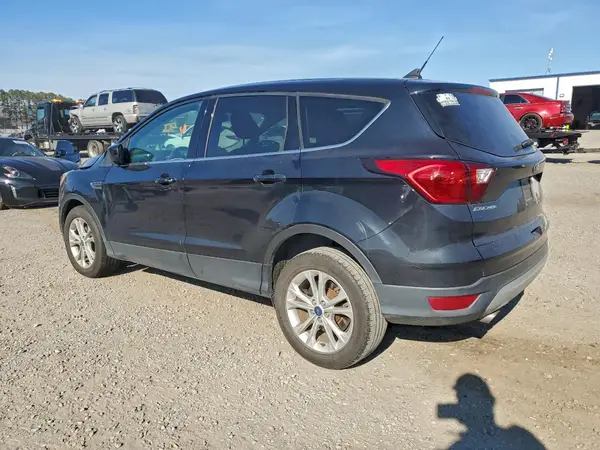1FMCU0GD2KUA60282 2019 FORD ESCAPE - Image 2
