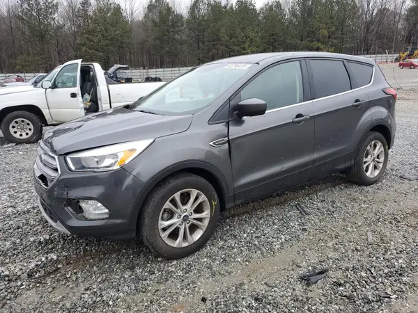 1FMCU0GD2KUA67216 2019 FORD ESCAPE - Image 1