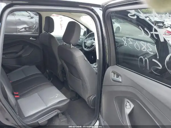 1FMCU0GD2KUA91998 2019 FORD ESCAPE - Image 8