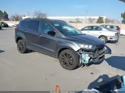 1FMCU0GD2KUB10100 2019 FORD ESCAPE