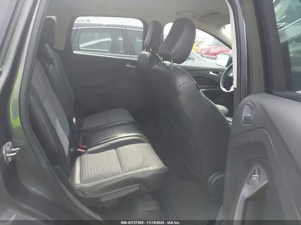 1FMCU0GD2KUB23252 2019 FORD ESCAPE - Image 8