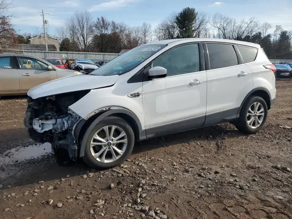 1FMCU0GD2KUB32484 2019 FORD ESCAPE - Image 1