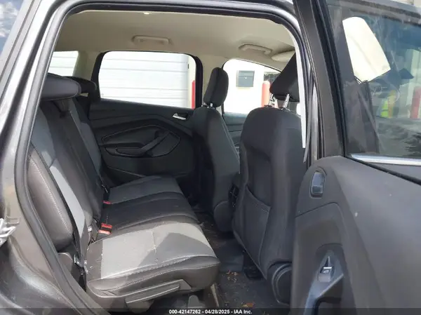 1FMCU0GD2KUB38690 2019 FORD ESCAPE - Image 8