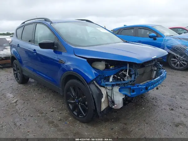 1FMCU0GD2KUB45025 2019 FORD ESCAPE - Image 1