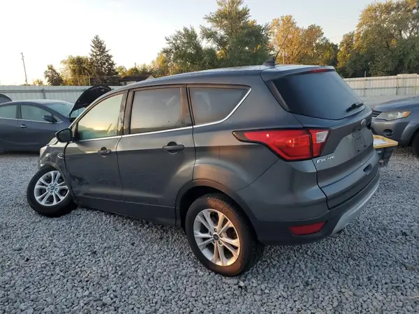 1FMCU0GD2KUB99537 2019 FORD ESCAPE - Image 2