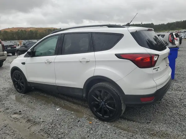1FMCU0GD2KUC05885 2019 FORD ESCAPE - Image 2