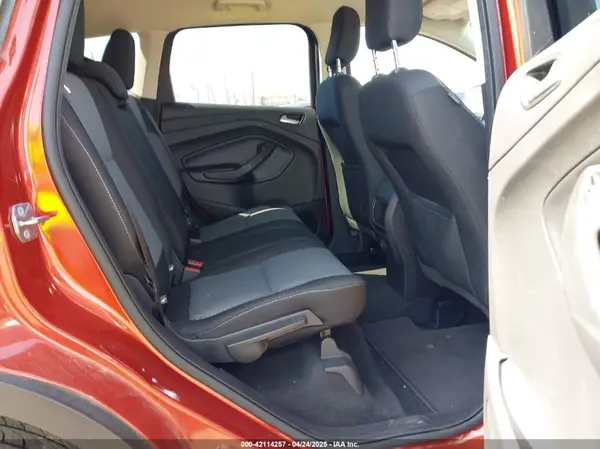 1FMCU0GD2KUC35470 2019 FORD ESCAPE - Image 8