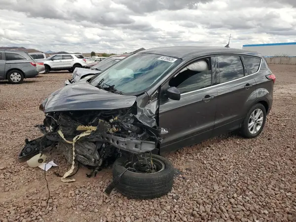 1FMCU0GD2KUC55055 2019 FORD ESCAPE - Image 1