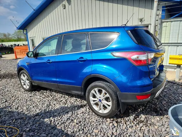 1FMCU0GD3HUA03999 2017 FORD ESCAPE - Image 2