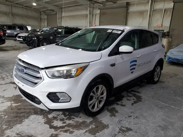 1FMCU0GD3HUA15845 2017 FORD ESCAPE - Image 1
