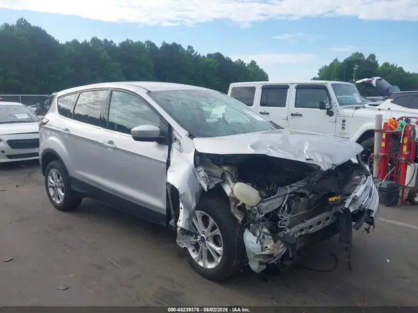 1FMCU0GD3HUA45475 2017 FORD ESCAPE - Image 1