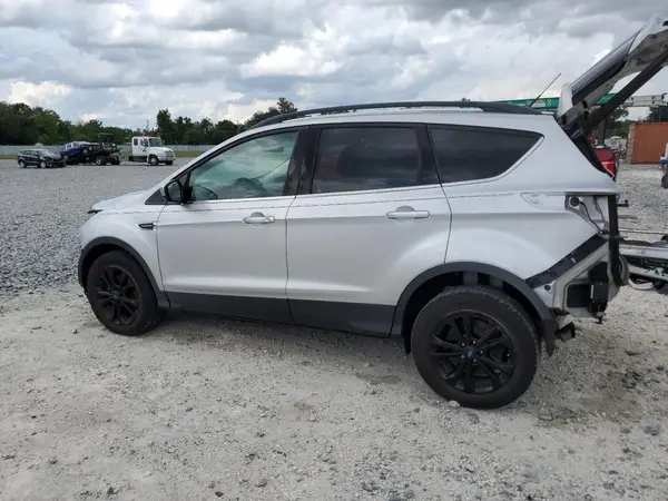 1FMCU0GD3HUA48943 2017 FORD ESCAPE - Image 2