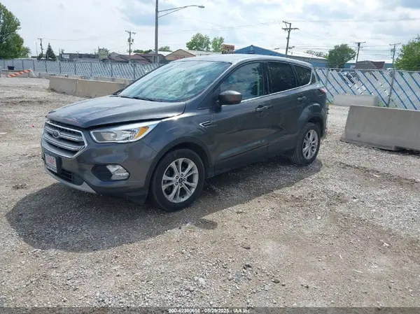 1FMCU0GD3HUA82056 2017 FORD ESCAPE - Image 2