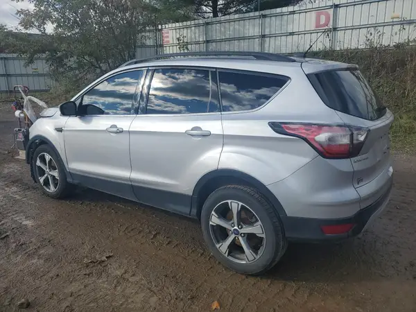 1FMCU0GD3HUB16898 2017 FORD ESCAPE - Image 2