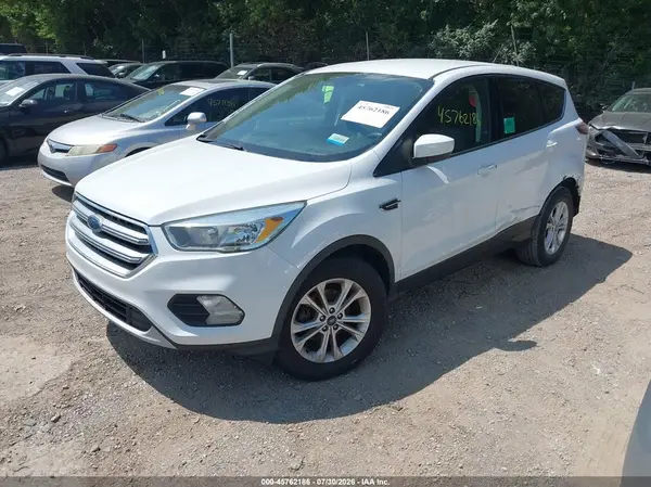 1FMCU0GD3HUB23947 2017 FORD ESCAPE - Image 2
