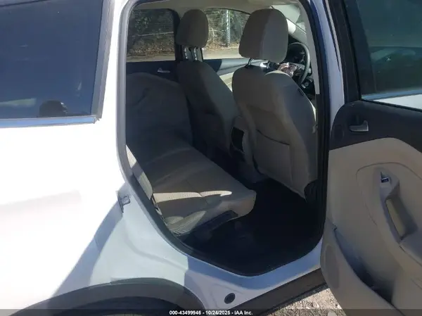 1FMCU0GD3HUB35810 2017 FORD ESCAPE - Image 8