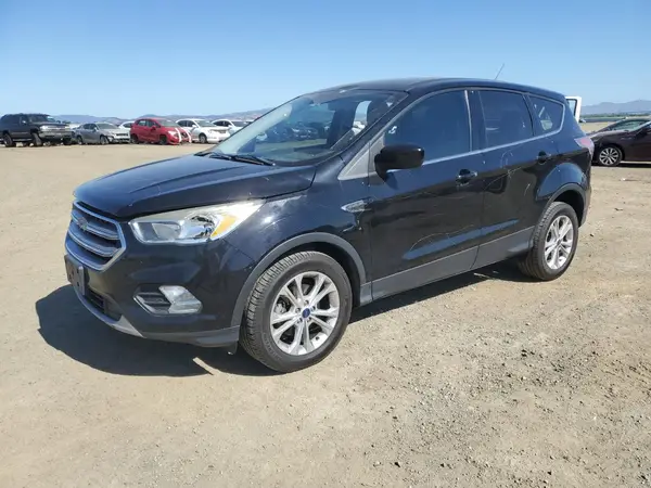 1FMCU0GD3HUB45415 2017 FORD ESCAPE - Image 1
