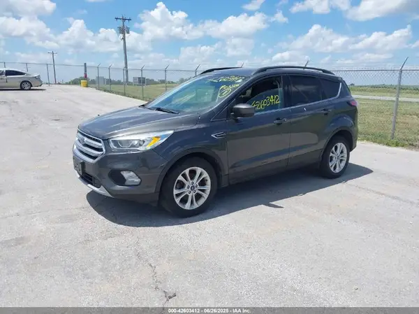 1FMCU0GD3HUB77880 2017 FORD ESCAPE - Image 2