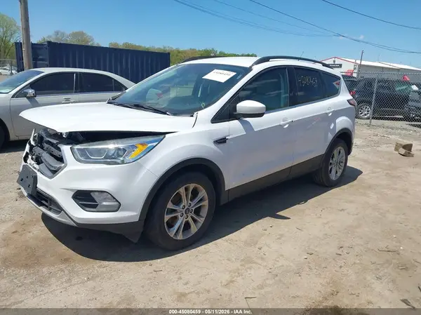 1FMCU0GD3HUB82237 2017 FORD ESCAPE - Image 2