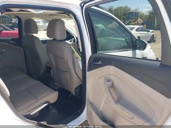 1FMCU0GD3HUB82237 2017 FORD ESCAPE - Image 8