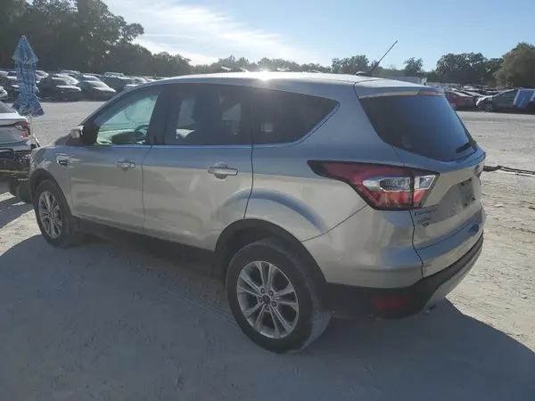 1FMCU0GD3HUC25104 2017 FORD ESCAPE - Image 2