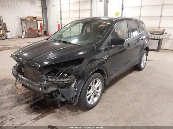 1FMCU0GD3HUC26236 2017 FORD ESCAPE - Image 2