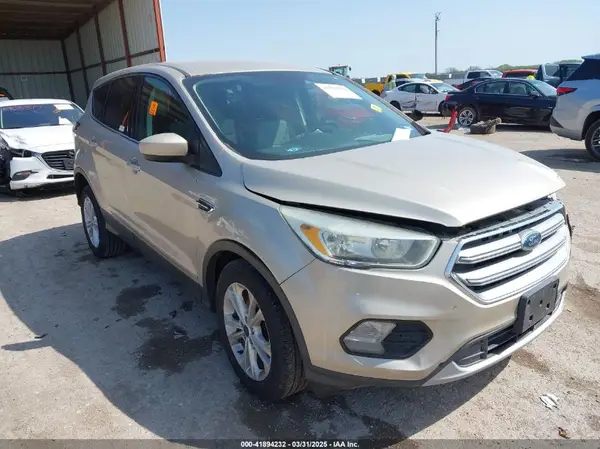 1FMCU0GD3HUC47359 2017 FORD ESCAPE - Image 1