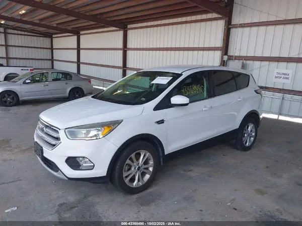 1FMCU0GD3HUC49922 2017 FORD ESCAPE - Image 2