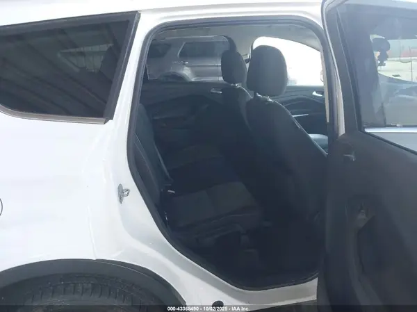 1FMCU0GD3HUC49922 2017 FORD ESCAPE - Image 8