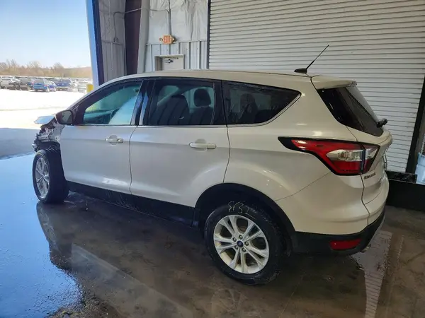 1FMCU0GD3HUC62184 2017 FORD ESCAPE - Image 2