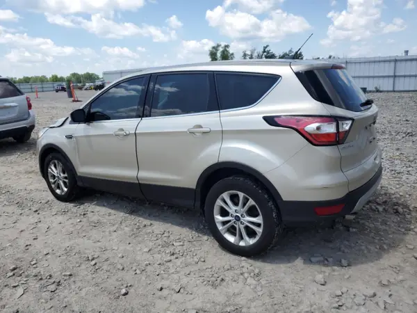 1FMCU0GD3HUC67000 2017 FORD ESCAPE - Image 2