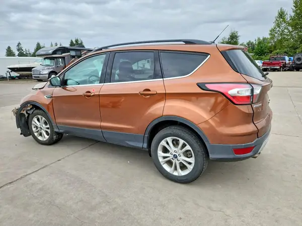 1FMCU0GD3HUC67188 2017 FORD ESCAPE - Image 2