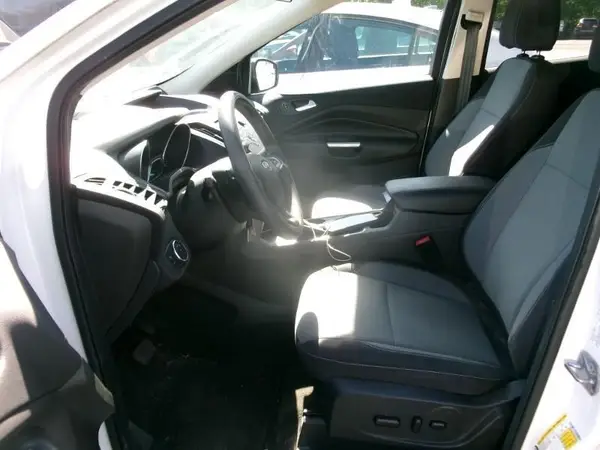 1FMCU0GD3HUC82435 2017 FORD ESCAPE - Image 8