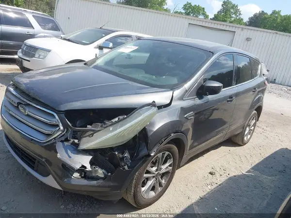 1FMCU0GD3HUC85321 2017 FORD ESCAPE - Image 2