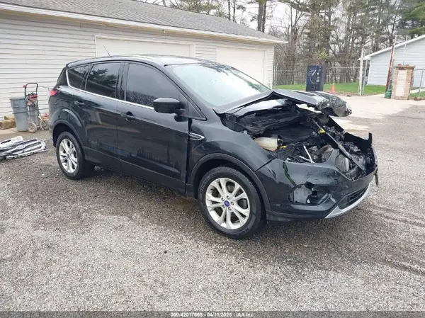 1FMCU0GD3HUC86839 2017 FORD ESCAPE - Image 1