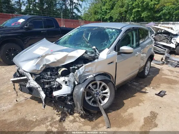 1FMCU0GD3HUD08676 2017 FORD ESCAPE - Image 2