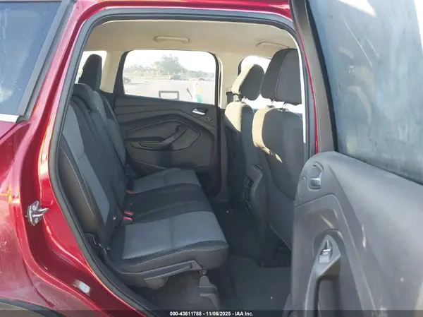 1FMCU0GD3HUD10525 2017 FORD ESCAPE - Image 8