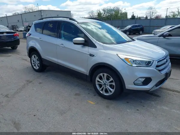 1FMCU0GD3HUD25445 2017 FORD ESCAPE - Image 1
