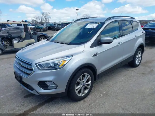 1FMCU0GD3HUD25445 2017 FORD ESCAPE - Image 2