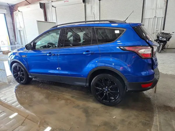 1FMCU0GD3HUD53374 2017 FORD ESCAPE - Image 2